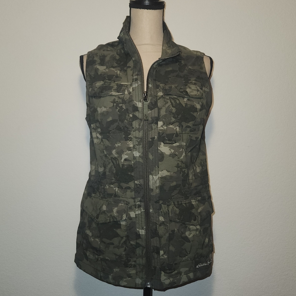 Eddie Bauer Women's Green Camouflage Vest